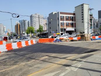 디지털3단지~두산길간 지하차도건설공사 2025년05월11일 벚꽃로 삼거리