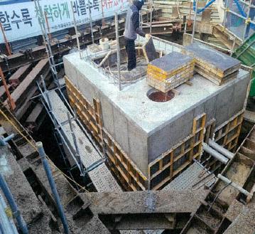 사천 빗물펌프장 유입관로 신설공사 유지관리맨홀 거푸집 해체